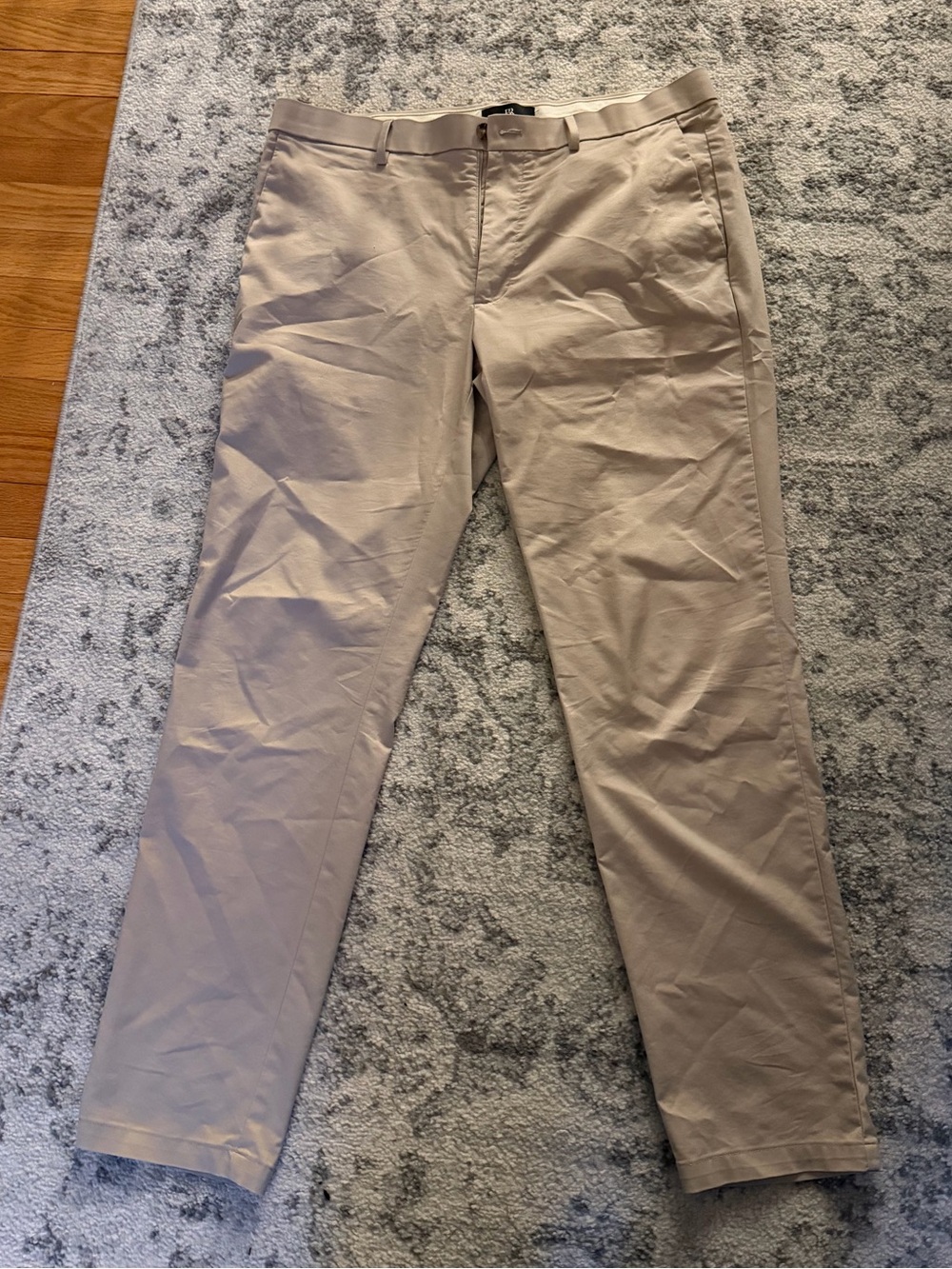 Banana Republic Khaki Slim Chinos - Light Beige